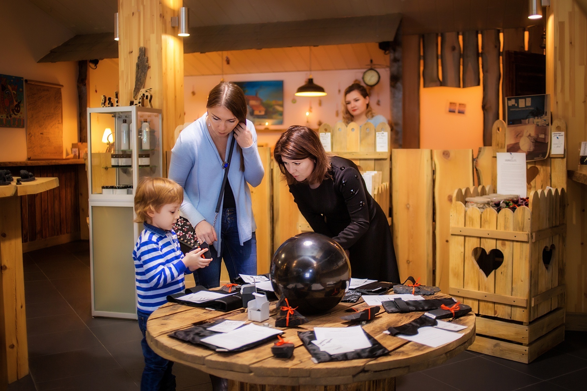 Excursion to the Shungite Center, the city of Petrozavodsk Excursion to the Shungite Center, the city of Petrozavodsk